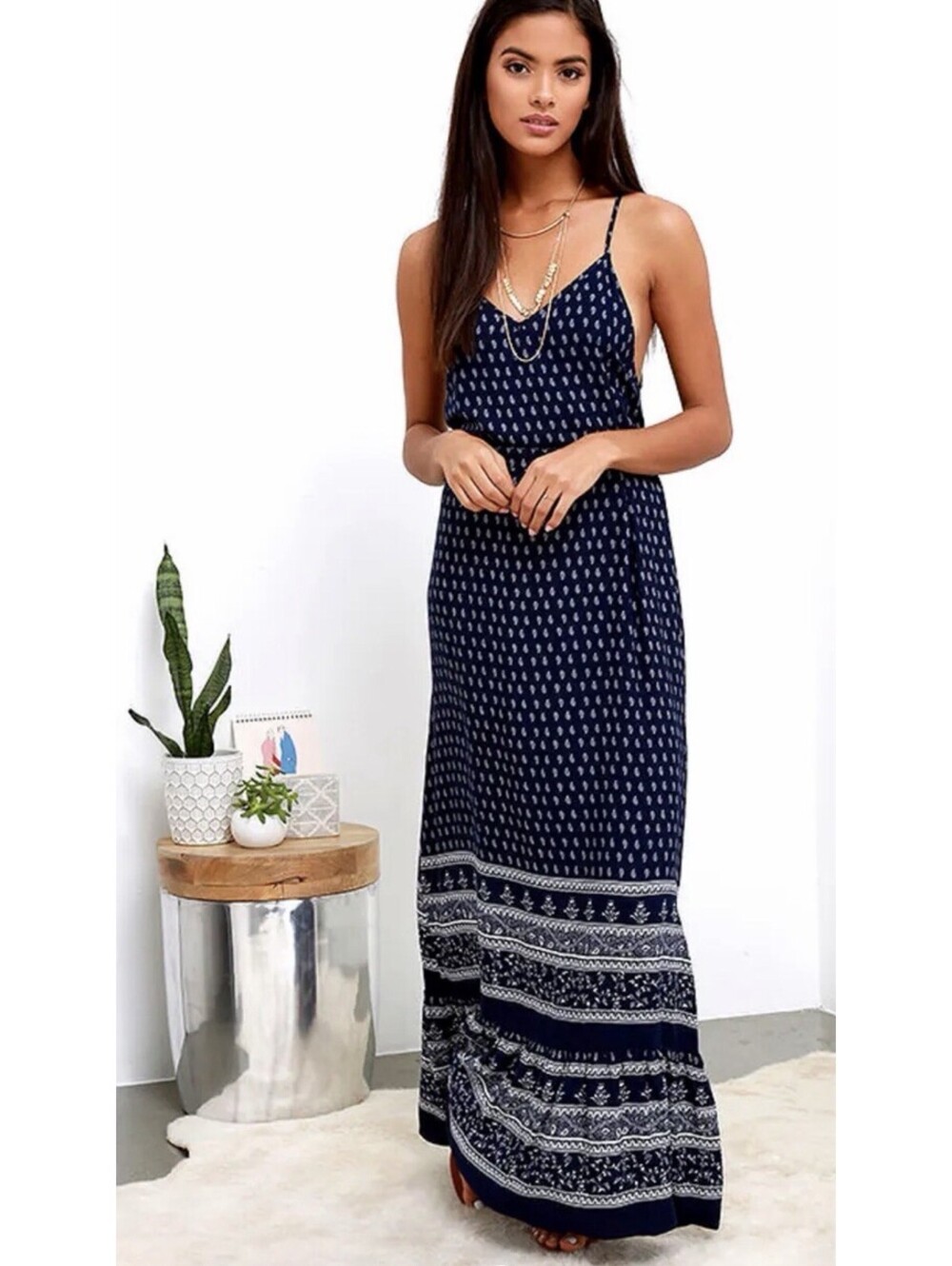Lulus Blue Paisley V Neck Maxi Dress Size S EUC Sleeveless